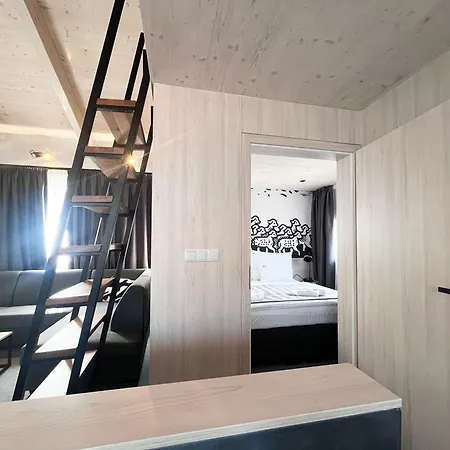 Rezidencia Hrabovo In-out *